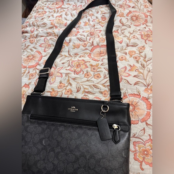 Coach bag NWOT - Picture 8 of 8